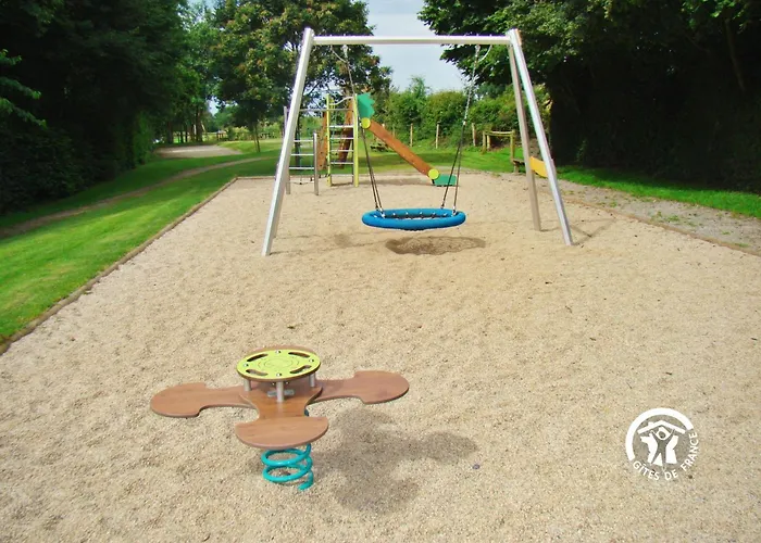 Le Sandre Villiers-Charlemagne